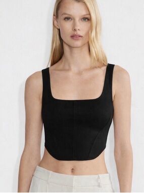 Aritzia Black Square-Neck Cropped Tank